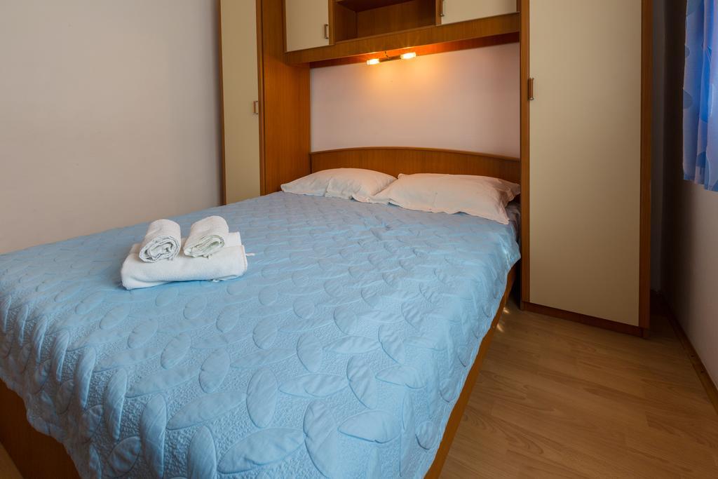 Apartments Marica Нови-Винодолски Экстерьер фото