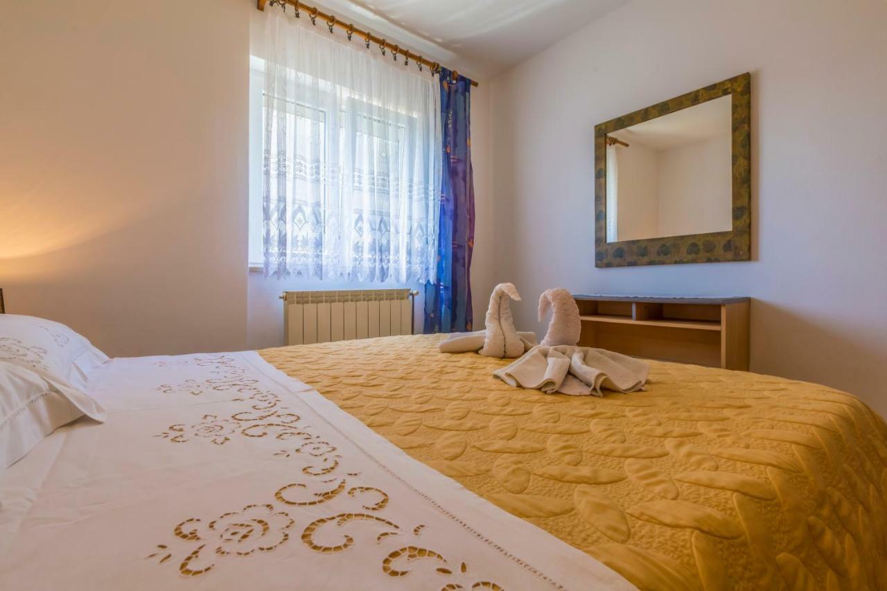 Apartments Marica Нови-Винодолски Экстерьер фото