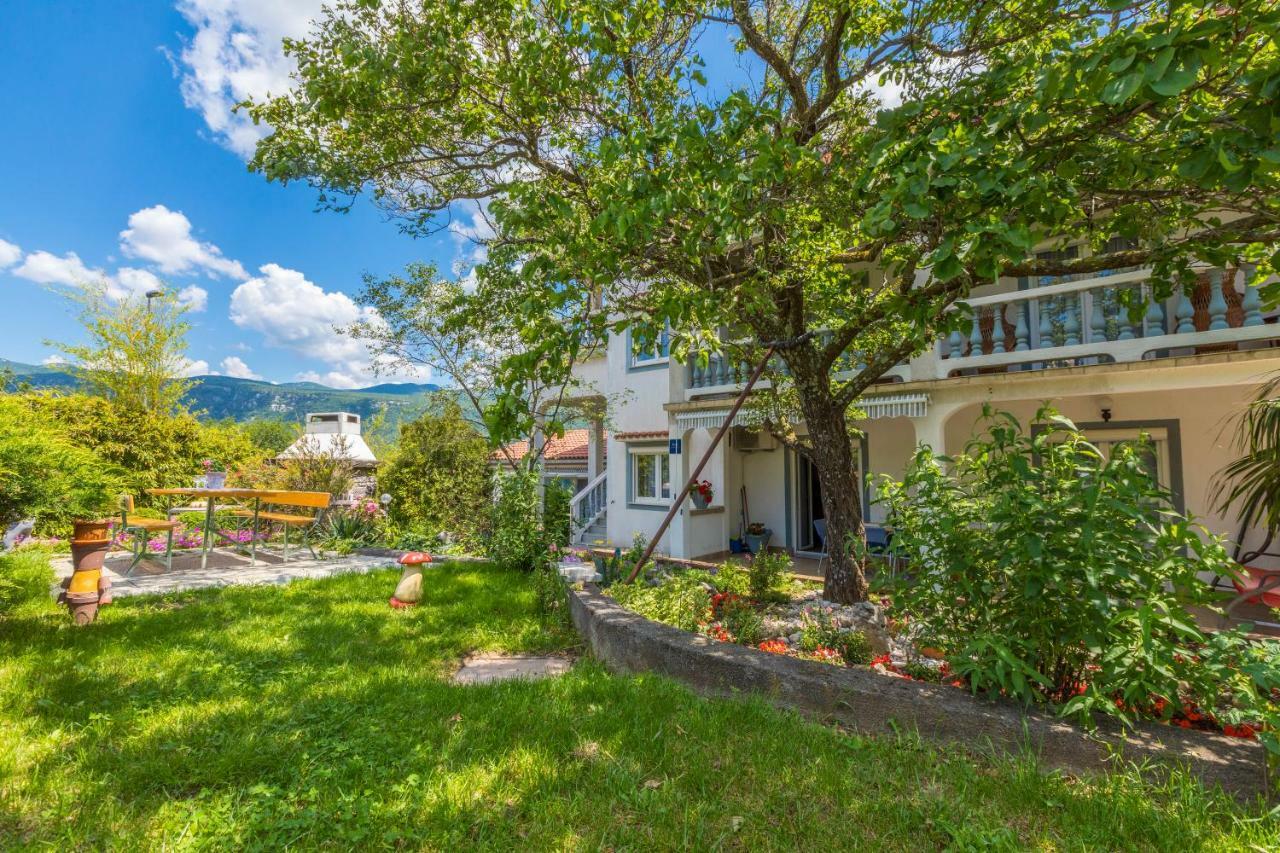 Apartments Marica Нови-Винодолски Экстерьер фото