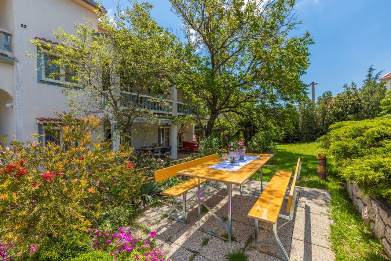 Apartments Marica Нови-Винодолски Экстерьер фото