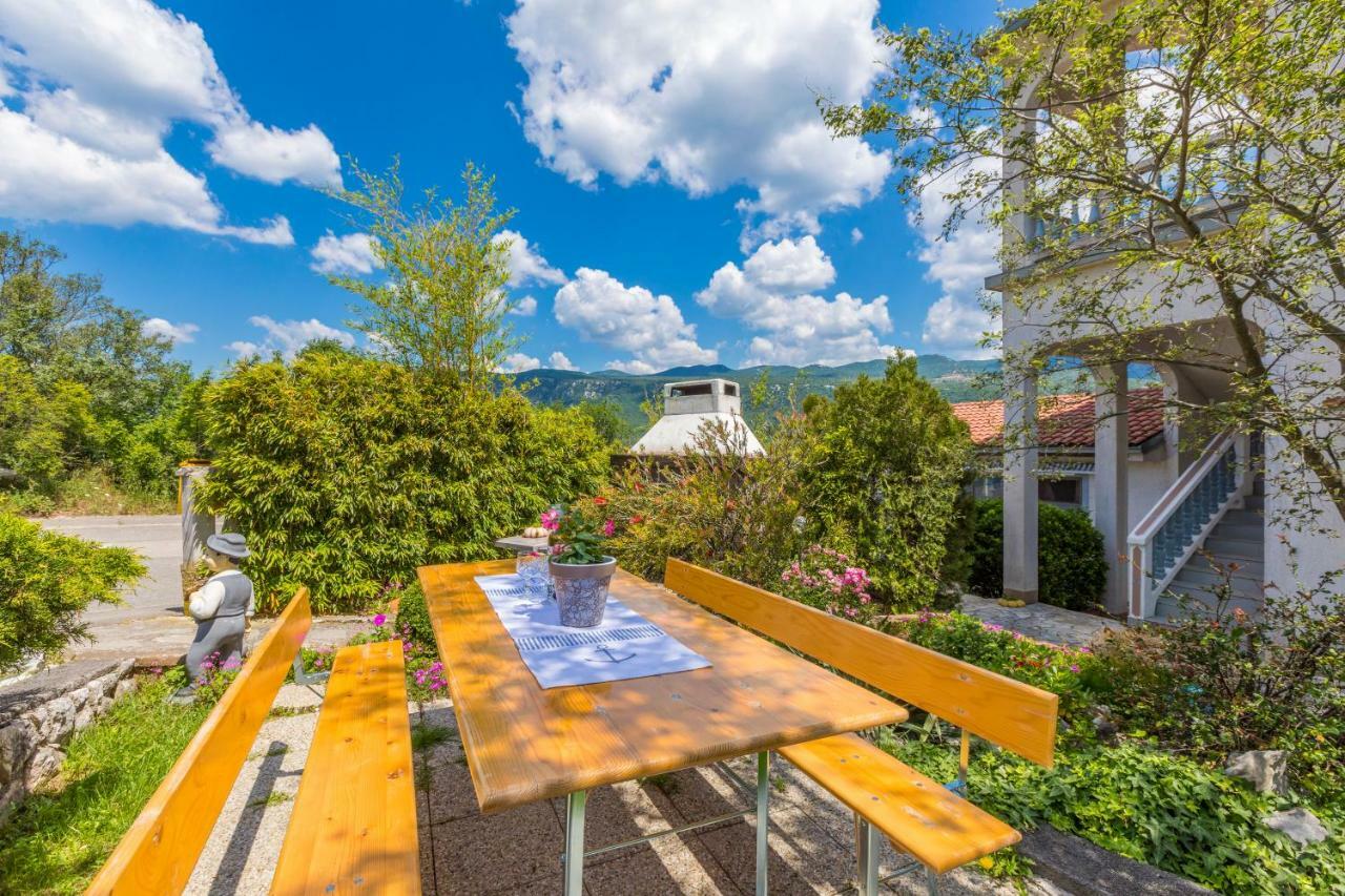 Apartments Marica Нови-Винодолски Экстерьер фото
